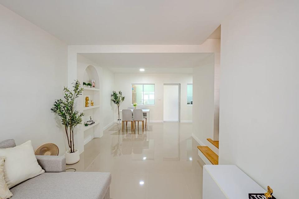 ขายทาวน์เฮาส์ พฤกษาวิลล์ 53/1 ซ.สะแกงาม 14 แสมดำ บางขุนเทียน พระราม2 รีโนเวทใหม่ พรัอมเฟอร์ รายละเอียดทรัพย์:พฤกษาวิลล์ 53/1 ทาวน์เฮาส์ 2 ชั้น ราคาขาย 3