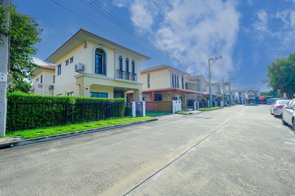 บ้านเดี่ยว หมู่บ้านเดอะริโคเรสซิเดนซ์  รามอินทรา  จตุโชติ 3