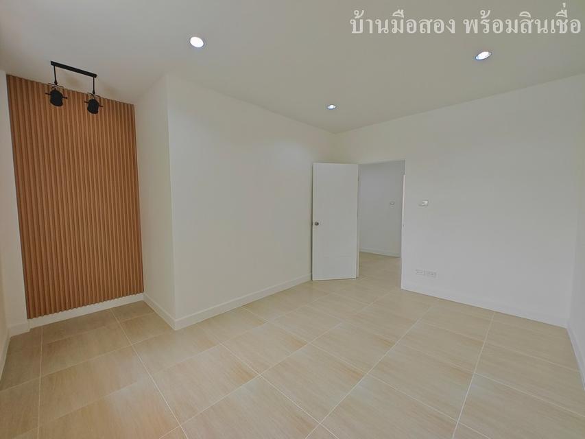 หมู่บ้าน จามจุรีพาร์ค สุขา5 14