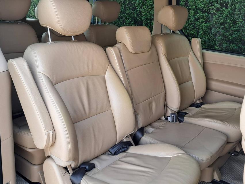 ขายถูก เพียง🔥Sale 589,000🔥เท่านั้น Hyundai H1 2.5 ดีเซล ปี 17 วิ่งน้อยไมล์แท้ 8