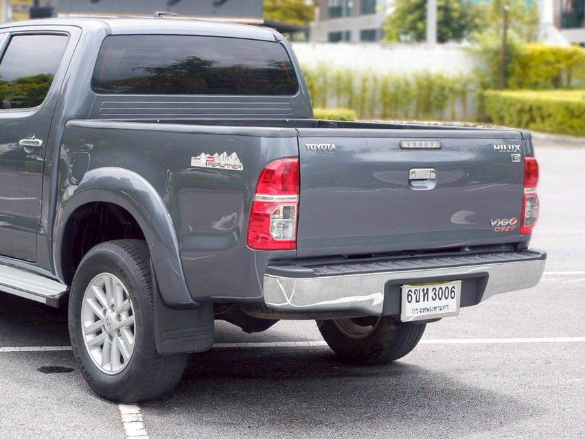Toyota Vigo 2.5 E Prerunner Double Cab เกียร์ Auto VN Turbo สีเทา ปี 2013 10