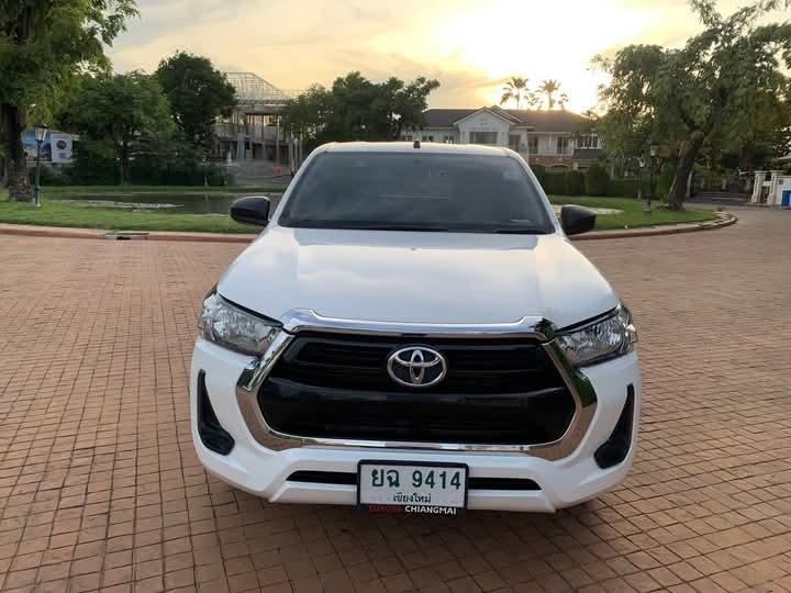 TOYOTA HILUX HERO 2020 สีขาว 13