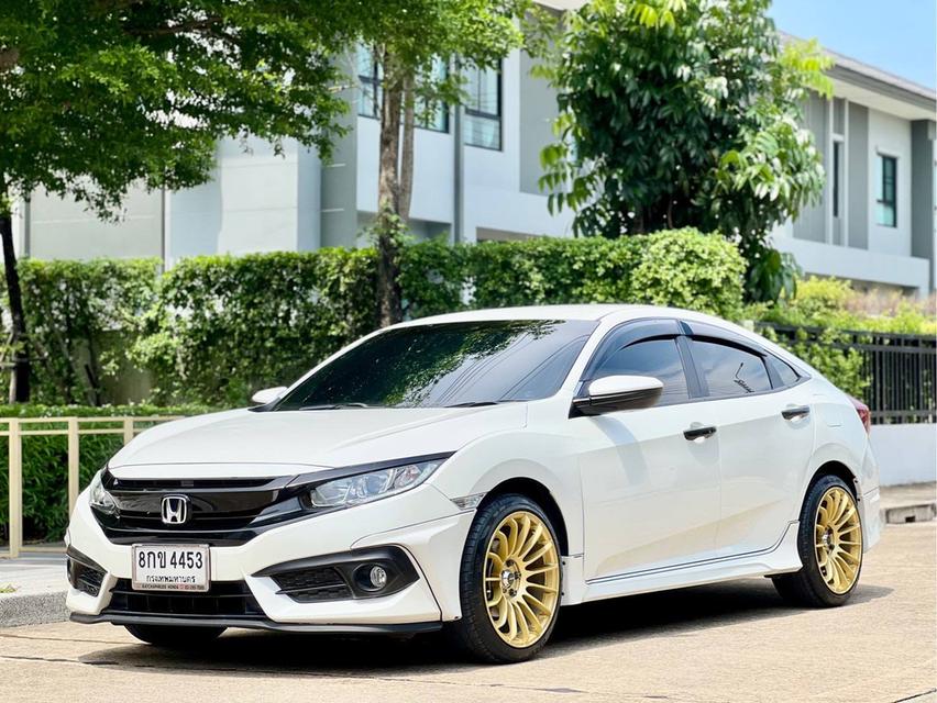 Honda Civic FC 1.8E ปี 2018 ผู้หญิงใช้ 86,700km