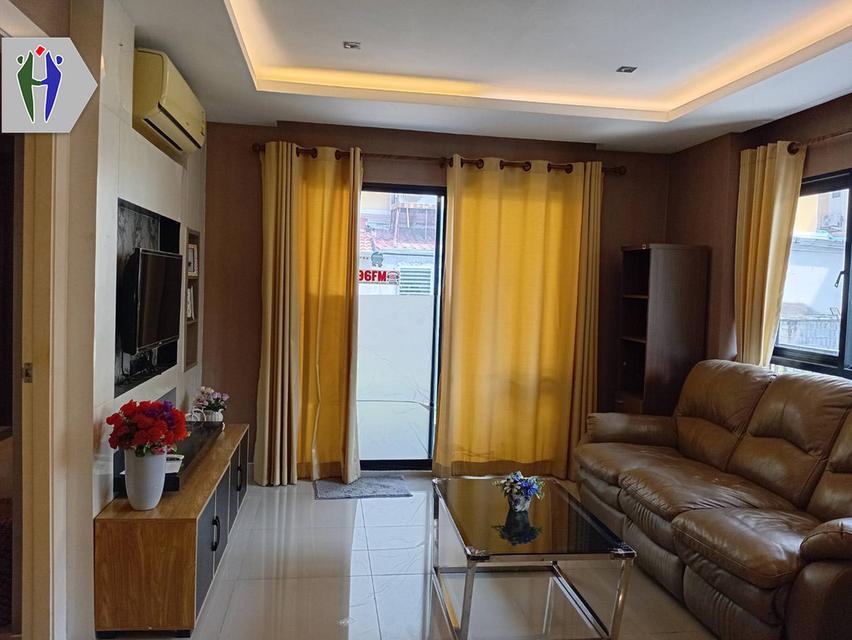 ให้เช่าคอนโด 51 ตารางเมตร ห้องมุม ราคา 13,500 บาท ใกล้ถนนสุขุมวิทพัทยาใต้ 6