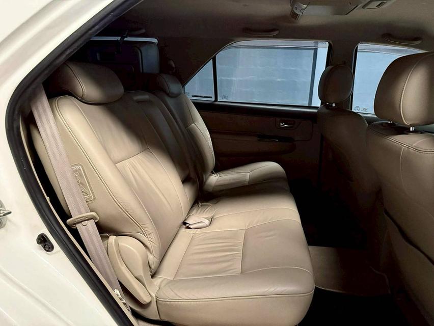 Toyota Fortuner 3.0 Aberto 4WD รุ่น 2 7