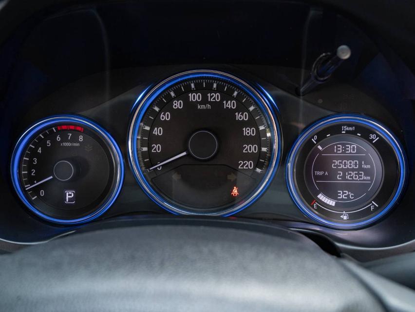 Honda City 1.5 V ปี 2014รับประกันเครื่องเกียร์หลังการขาย 3ปี 30000 KM. รูปที่ 5