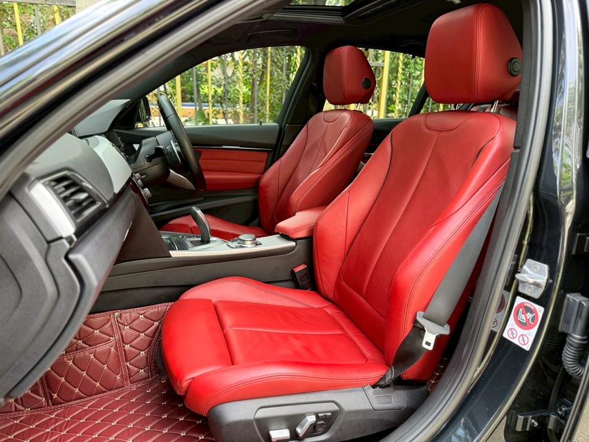 รหัสรถ PJP7676 2017 BMW 330e M-Sport รูปที่ 16