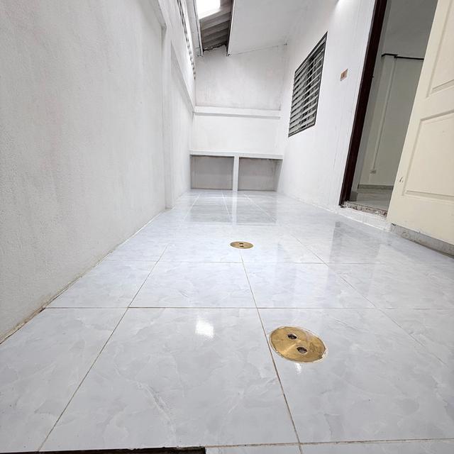 ทาวเฮ้าส์ชั้นเดียว มือสอง นิคม 304 ปราจีนบุรี 8