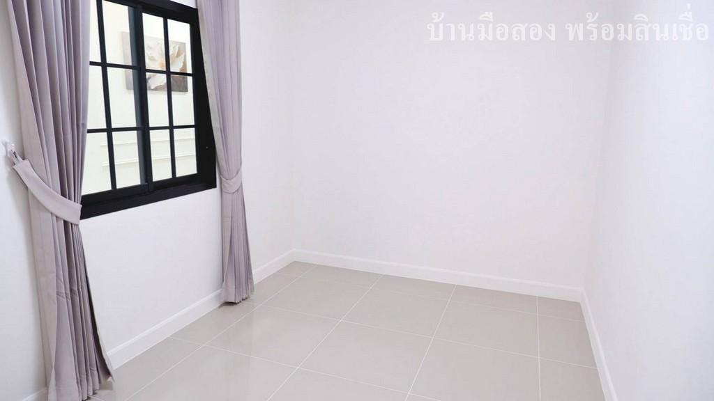 หมู่บ้าน ณัฐกานต์ พหลโยธิน52 10