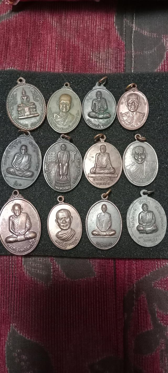 พระย่อย 3องค์100ค่าส่ง30 5