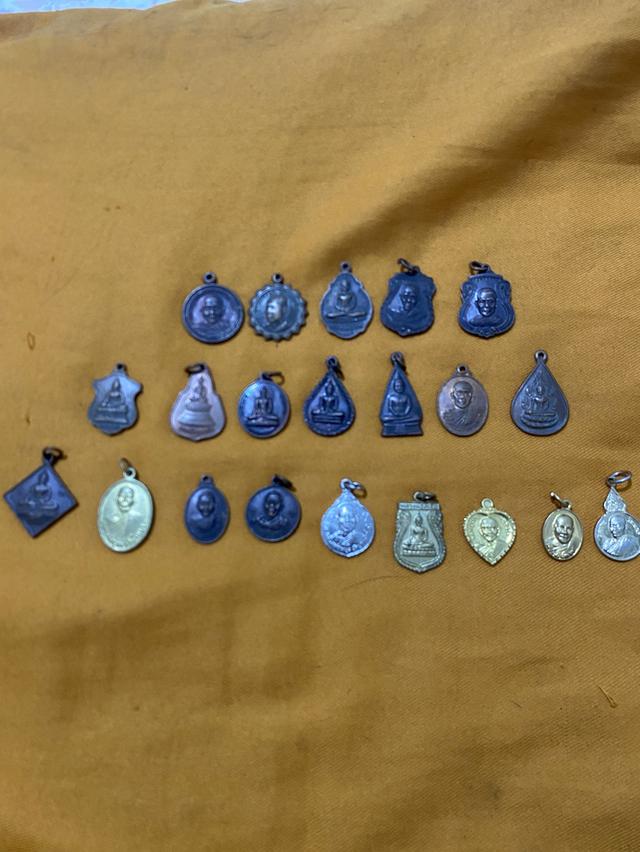 พระเหมาค้าบ400บาท รวมค่าส่งนะครับ