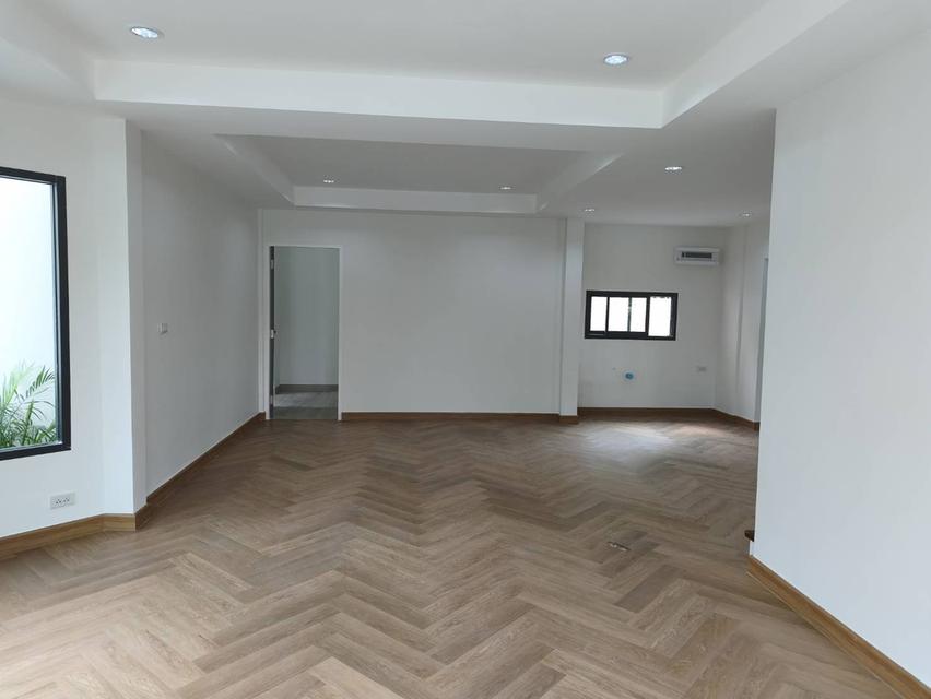 ขายบ้านเดี่ยว 60.8ตร.ว. มบ.นันทวัน วงแหวนรัตนาธิเบศร์ ถนนกาญจนาภิเษก 60.8ตร.ว. 4นอน 4น้ำ 2จอด 3