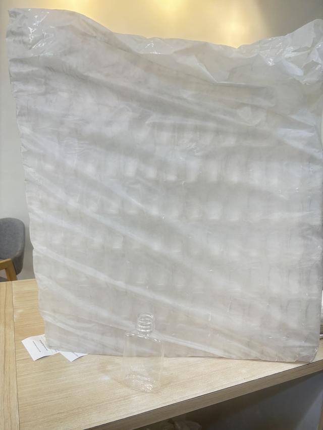 ขวดน้ำพลาสติก 200ml พร้อมฝาสีดำ