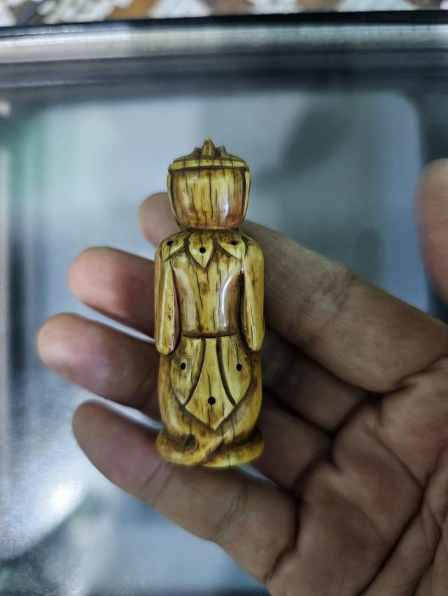 พระเครื่องเครื่องรางงาแกะ 2