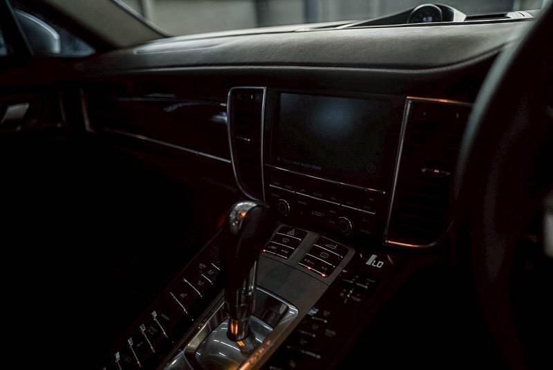 (แจ้งรหัสรถ: 67GG5556) 🔥 ขาย PORSCHE PANAMERA S E-HYBRID (MINORCHANGE) ปี 2014 🔥 รูปที่ 12