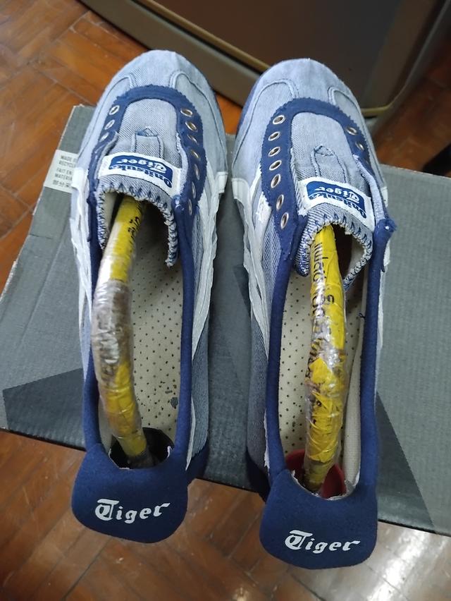 ONITSUKA TIGER SLIP-ON EUR 41.5/26 สวยไม่มีตำหนิ590รวมส่ง