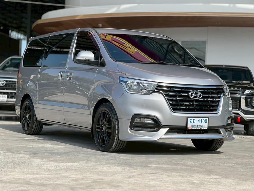 HYUNDAI H1 TOURING ปี 2018 โฉม ปี08-18