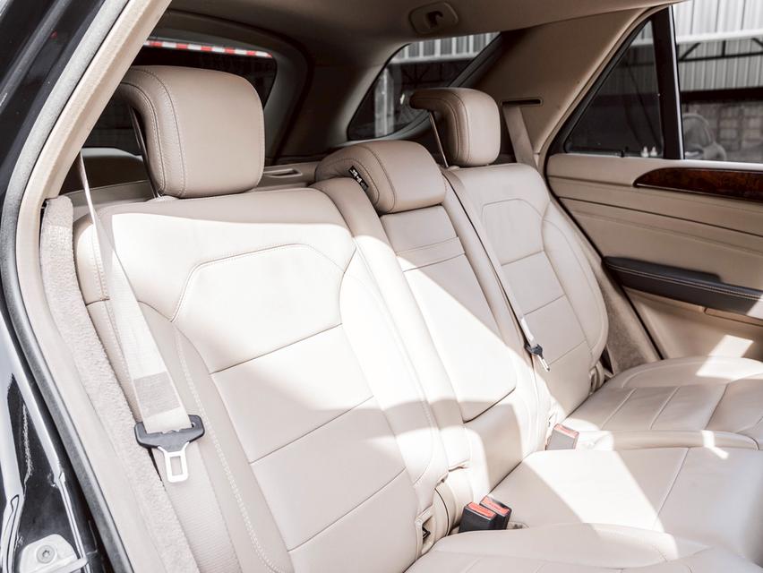 รหัสรถ 67GG9672 BENZ ML250 CDI Bluetec 4Matic AMG Package W166 Year 2015 3