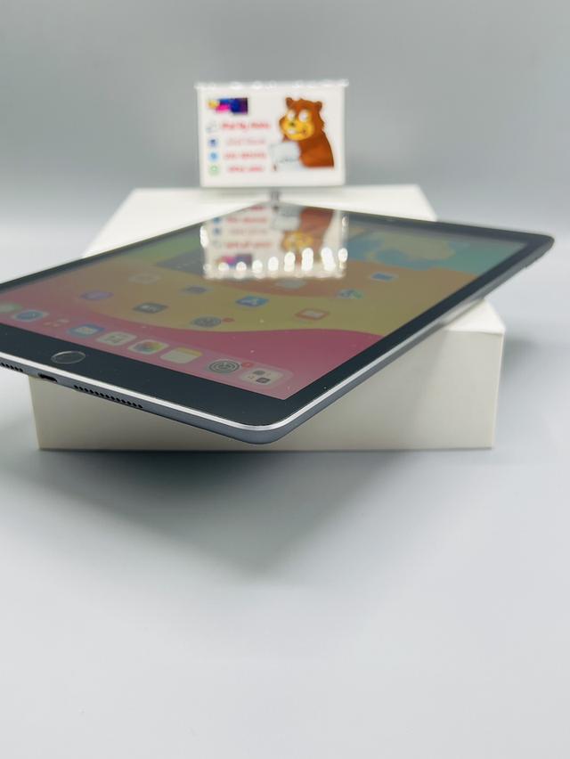 iPadGen9 256gb WiFi สวยกริ๊บครบกล่อง แบต90% นัดรับได้ครับ