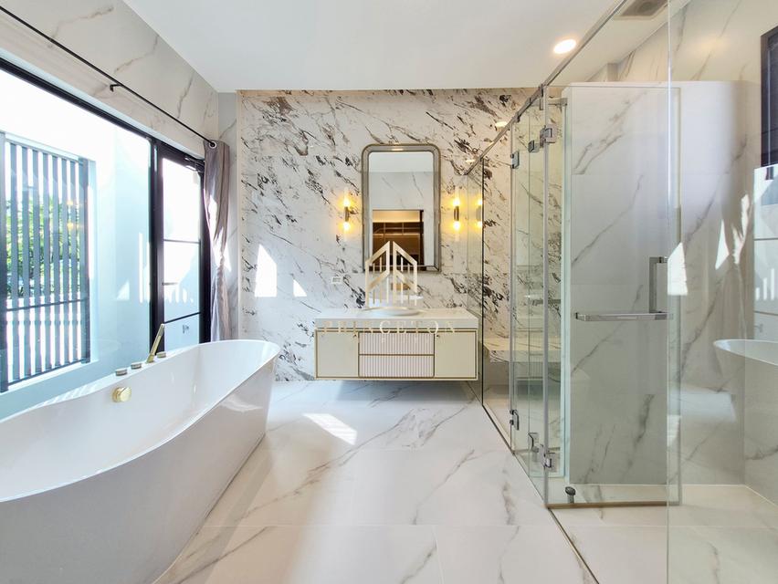 Luxury House For Sale or Rent Nantawan Rama 9 – New KrungthepKreetha 14