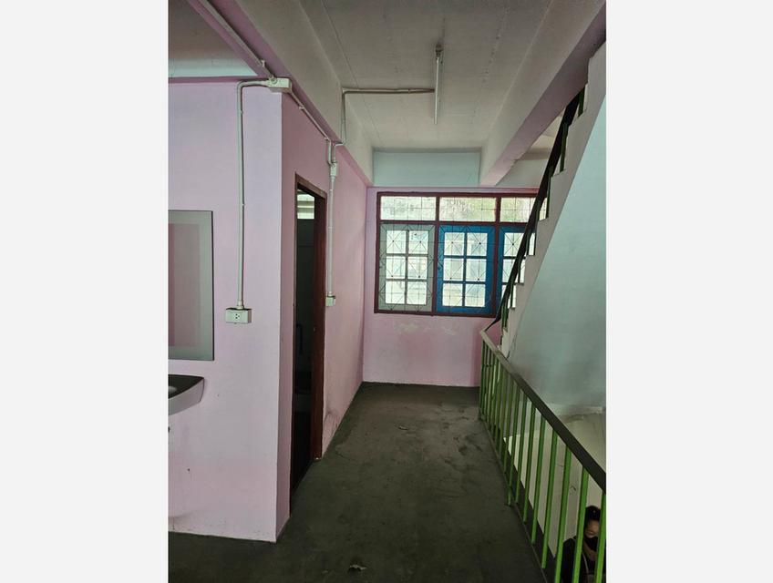 อาคารพาณิชย์แหลมฉบัง 4 ชั้น ถนนสุขุมวิท ตำบลทุ่งสุขลา ศรีราชา ชลบุรี 6