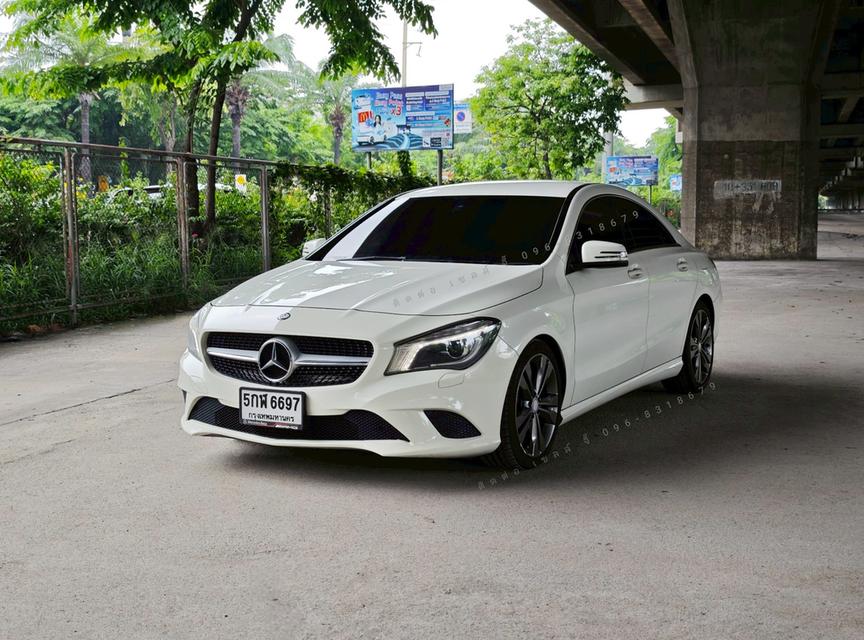 Mercedes Benz CLA 200 W117 ปี 2017 