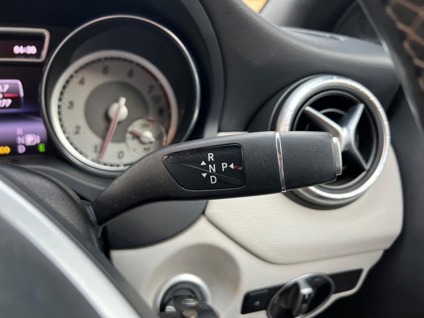 รหัสรถ PJP7991 🚗 Mercedes-Benz CLA180 1.6 Urban ปี 2015 (สีม่วง) 9