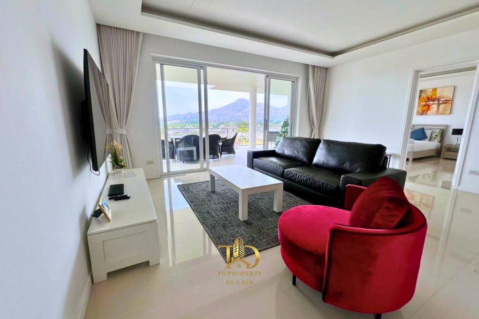 FOR RENT  3 Bedrooms 3 Bathrooms 8