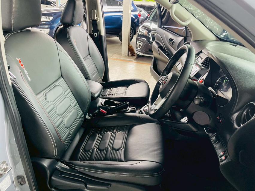 Nissan Navara Pro-4X 4WD Auto 2021 15