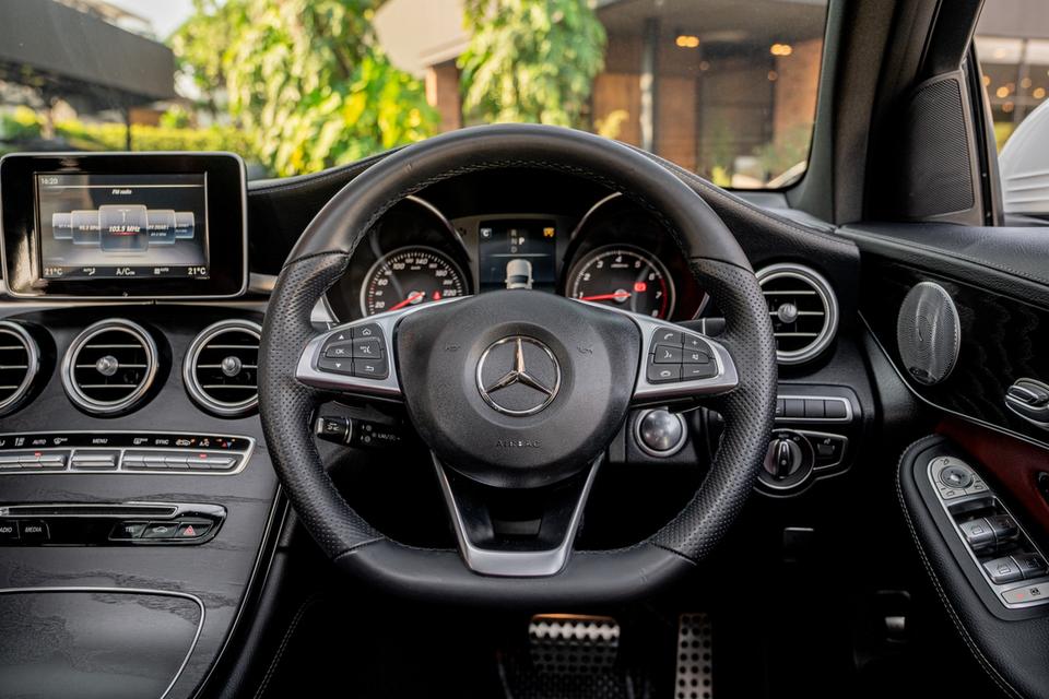 Mercedes-Benz GLC250 Coupe AMG Plus 4MATIC ปี 2019 🛎️𝐁𝐞𝐧𝐳 𝐆𝐋𝐂คูเป้! รุ่นพิเศษ 𝐀𝐌𝐆 𝐏𝐋𝐔𝐒 พร้อมรับกลับบ้าน👍🏼✨ 4