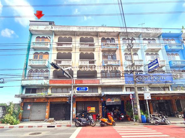 อาคารพาณิชย์ 4.5 ชั้น ติดถนนเอกชัย บางขุนเทียน 15