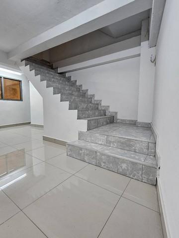 ขาย/เช่า อาคารพาณิชย์ 5 ชั้น รีโนเวทใหม่ (รวมชั้นลอย + ชั้นดาดฟ้า) บางคอแหลม กรุงเทพ 2