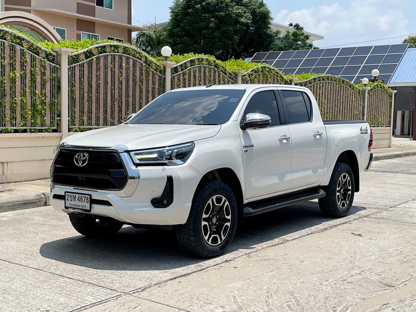 TOYOTA HILUX REVO DOUBLE CAB 2.8 HIGH 4WD ปี 2022 AUTO 4X4 สภาพนางฟ้า