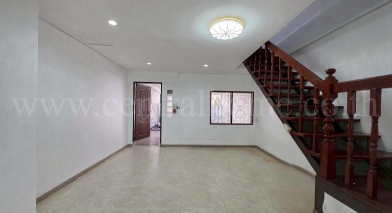 ทาวน์เฮ้าส์ เจริญทรัพย์ เทพารักษ์ รีโนเวทต่อเติมแล้ว พร้อมเข้าอยู่ ราคาถูก 5