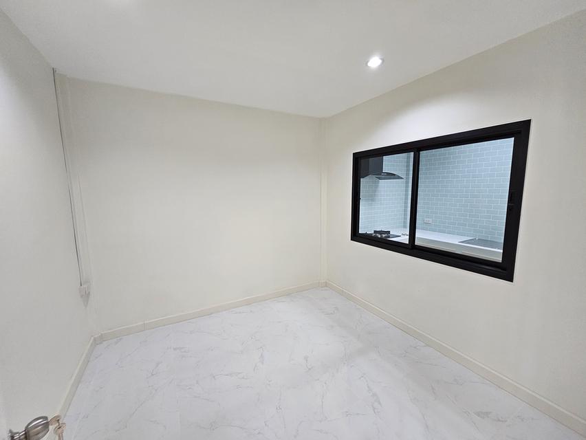 📣 ประกาศ ขายทาวน์โฮมหมู่บ้านเรือนสุข 2 ราคาพิเศษเพียง  1,049,000 6