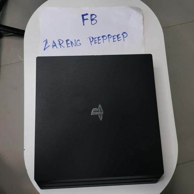 Playstation 4pro1TBมือสอง 2