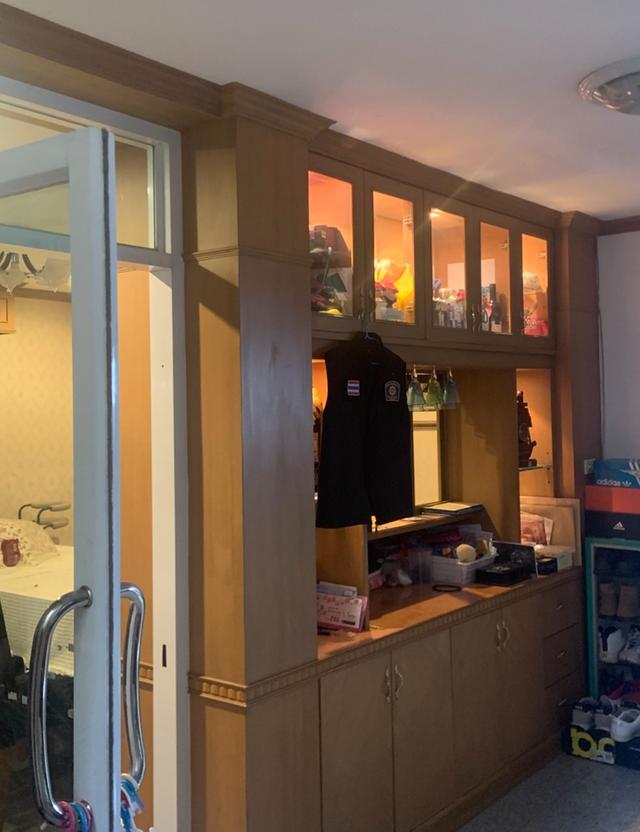 บ้านเดียว 2 ชั้น 4 ห้องนอน ติดถนนใหญ่ 2