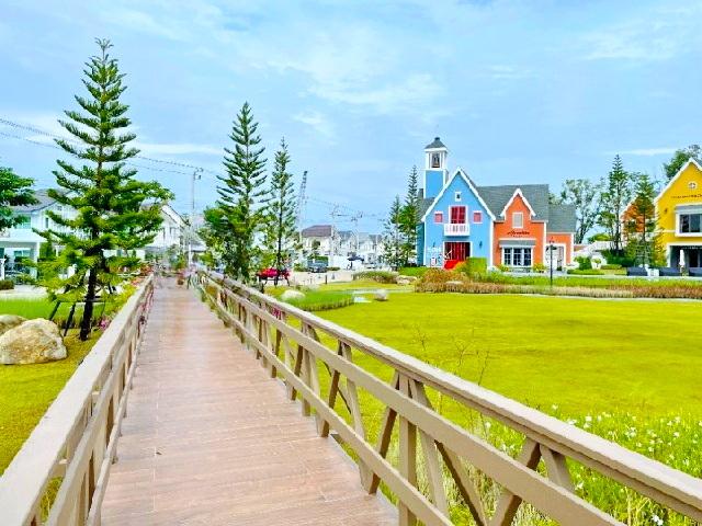 MRTศรีแบริ่ง 3.2 กม. วิลลาจจิโอ1-2-3 ศรีนครินทร์ บางนา บ้านทาวน์โฮมหรู 2 ชั้น 23ตร.วา.183 ตร.ม.พร้อมเครื่องใช้ไฟฟ้า 2นอน 1