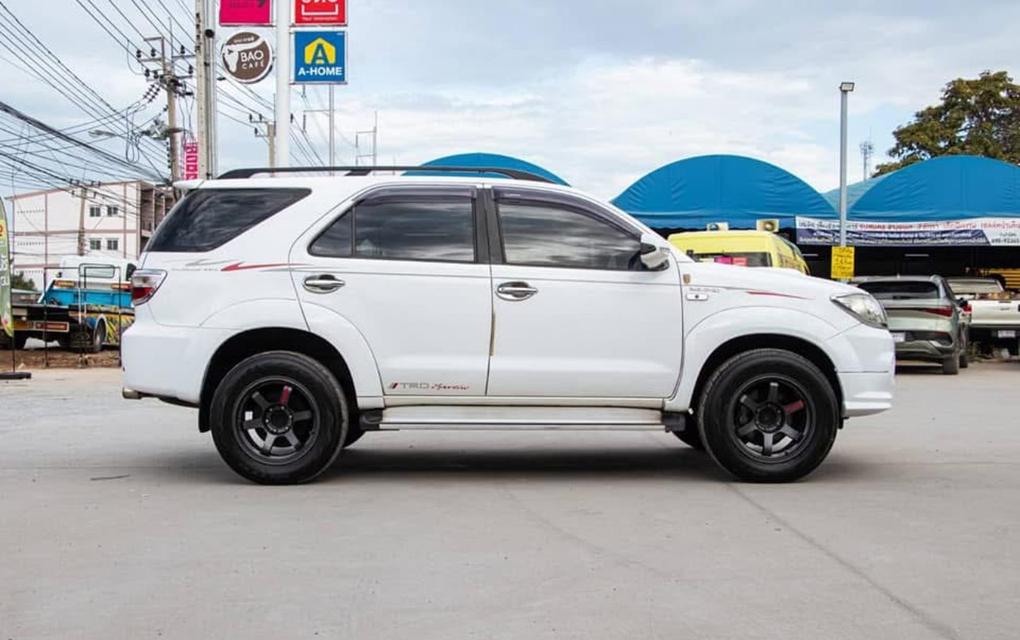 ขายด่วน Toyota Fortuner เครื่อง 3.0 ปี 2010 เครื่องสมบูรณ์พร้อมลุย 4