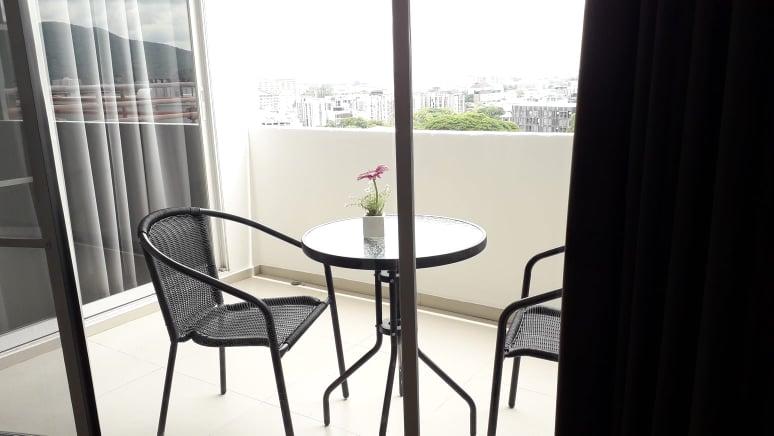 🔑คอนโด 1 ห้องนอน! วิวสวย ทำเลทองย่านเศรษฐกิจ  พื้นที่กว้างขวาง เป็นส่วนตัวสูง ครบครันด้วยสระว่ายน้ำ คลับเฮ้าส์ ระบบรักษาความปลอดภัย 24 ชม.  7