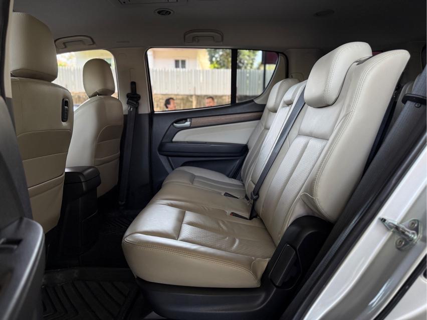 รหัสรถ WRT7726 2013 ISUZU MU-X, 3.0 (DVD Navi) โฉม ปี13-20 สีเทา จดทะเบียนปี2014 17