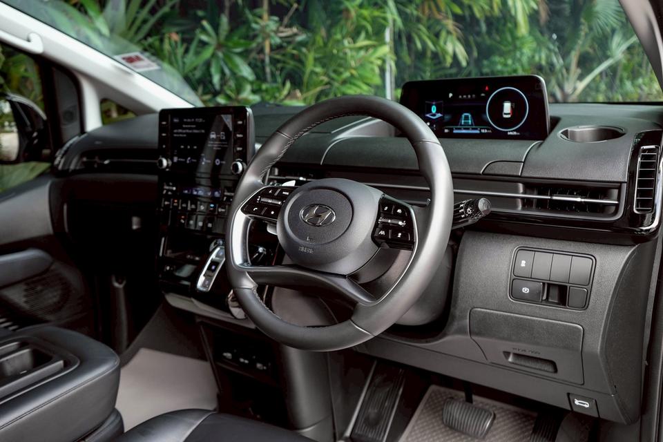 รหัสรถ CBL905 HYUNDAI STARIA 2.2 SEL AT 2022 17