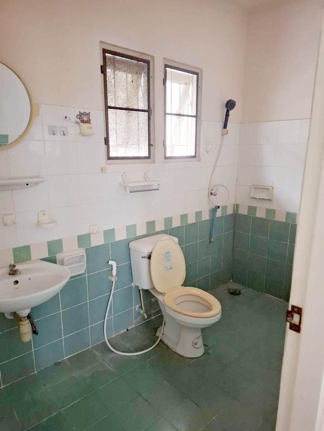 ให้เช่าบ้านเลี้ยงสัตว์ได้ ทาวเฮ้าส์ 2 ชั้น หมู่บ้านพฤกษาบี คลองสาม คลองหลวง ปทุมธานี ใกล้บิ๊กซีคลอง3,ดรีมเวิล์ด,ฟิวเจอร์ ขนาด 18 ตรว. 3นอน 2น้ำ 1 ครัว 14