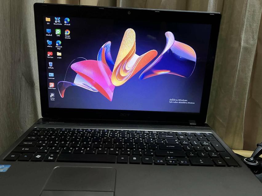 โน๊ตบุ๊คยี่ห้อ(azer)