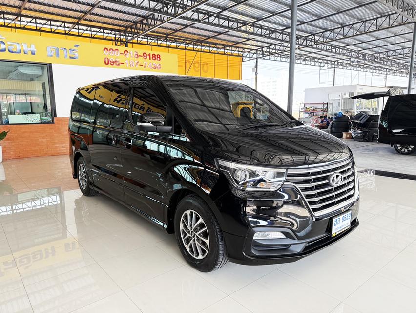 Hyundai H-1 2.5 Deluxe (ปี 2019) Wagon AT  3