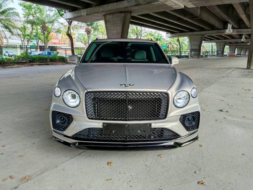 Bentayga Hybrid (demo)