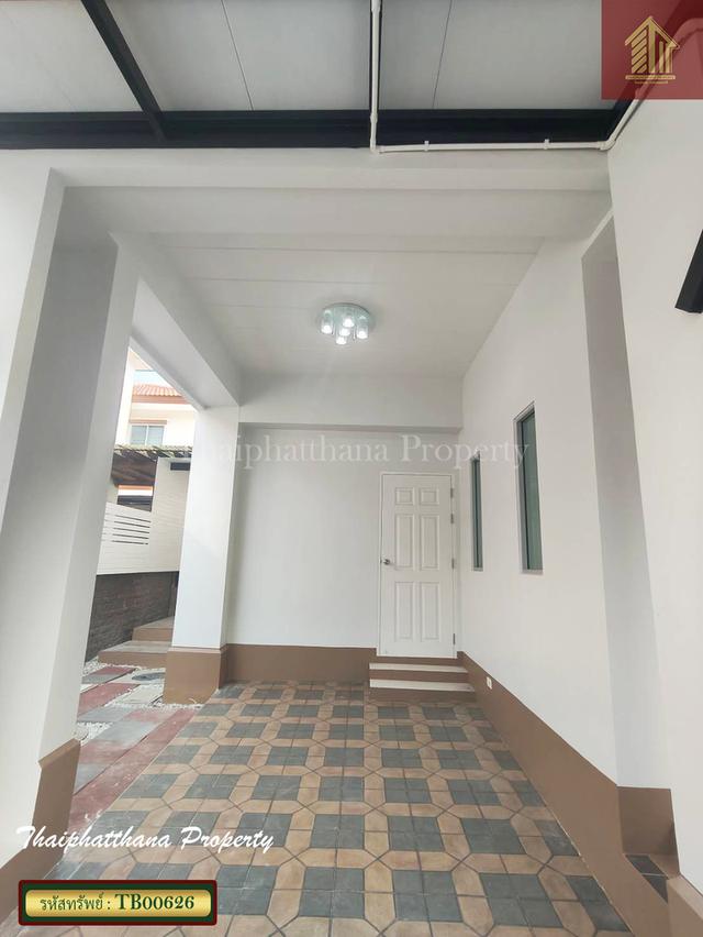 เอโทล มัลดีฟส์ ปาล์ม บางนา-วงแหวน 2