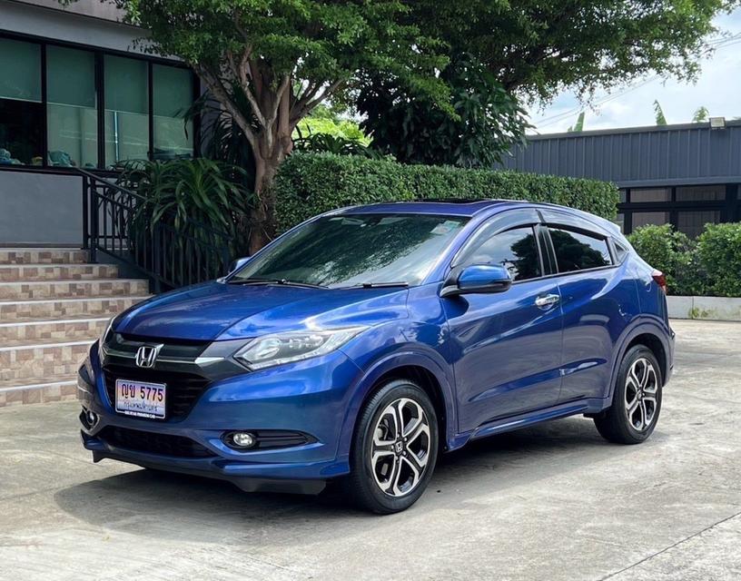 2017 HONDA HRV 1.8 EL รถมือเดียวออกป้ายแดง รถวิ่งน้อย เข้าศูนย์ทุกระยะ ไม่เคยมีอุบัติเหตุครับ 4