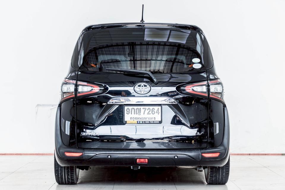 TOYOTA SIENTA 1.5 V   2019