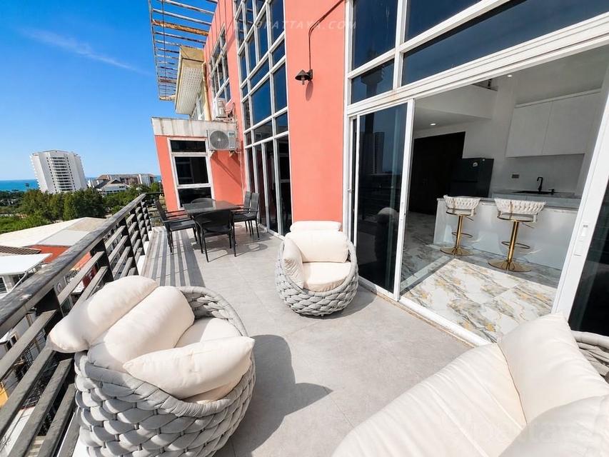 For Sale & Rent 160sqm — Luxury Sea View CondoSpacious sea view condominium with large living area, located on a high floor 3